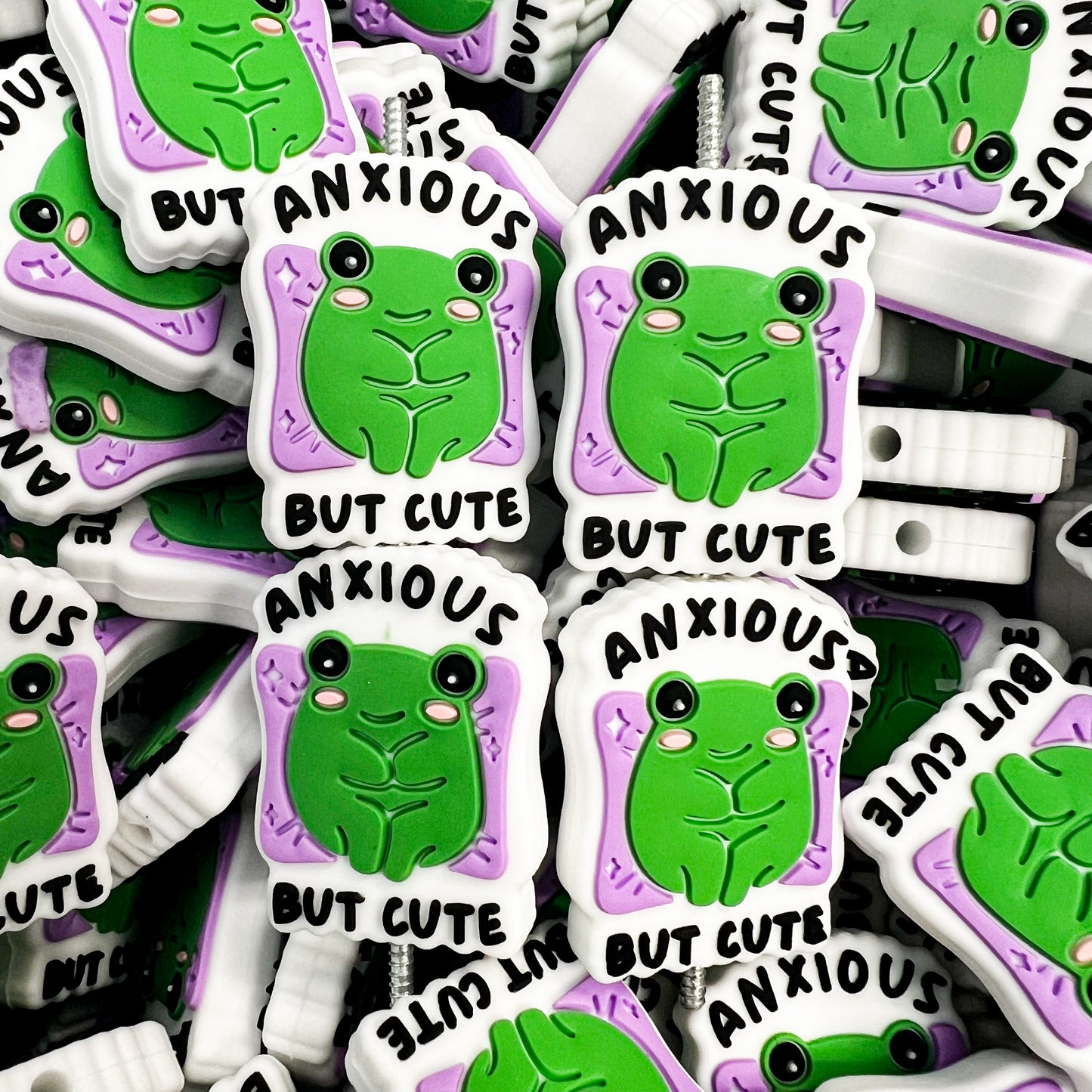 EXCLUSIVE Anxious But Cute Frog Silicone Focal Bead (pack of 1)