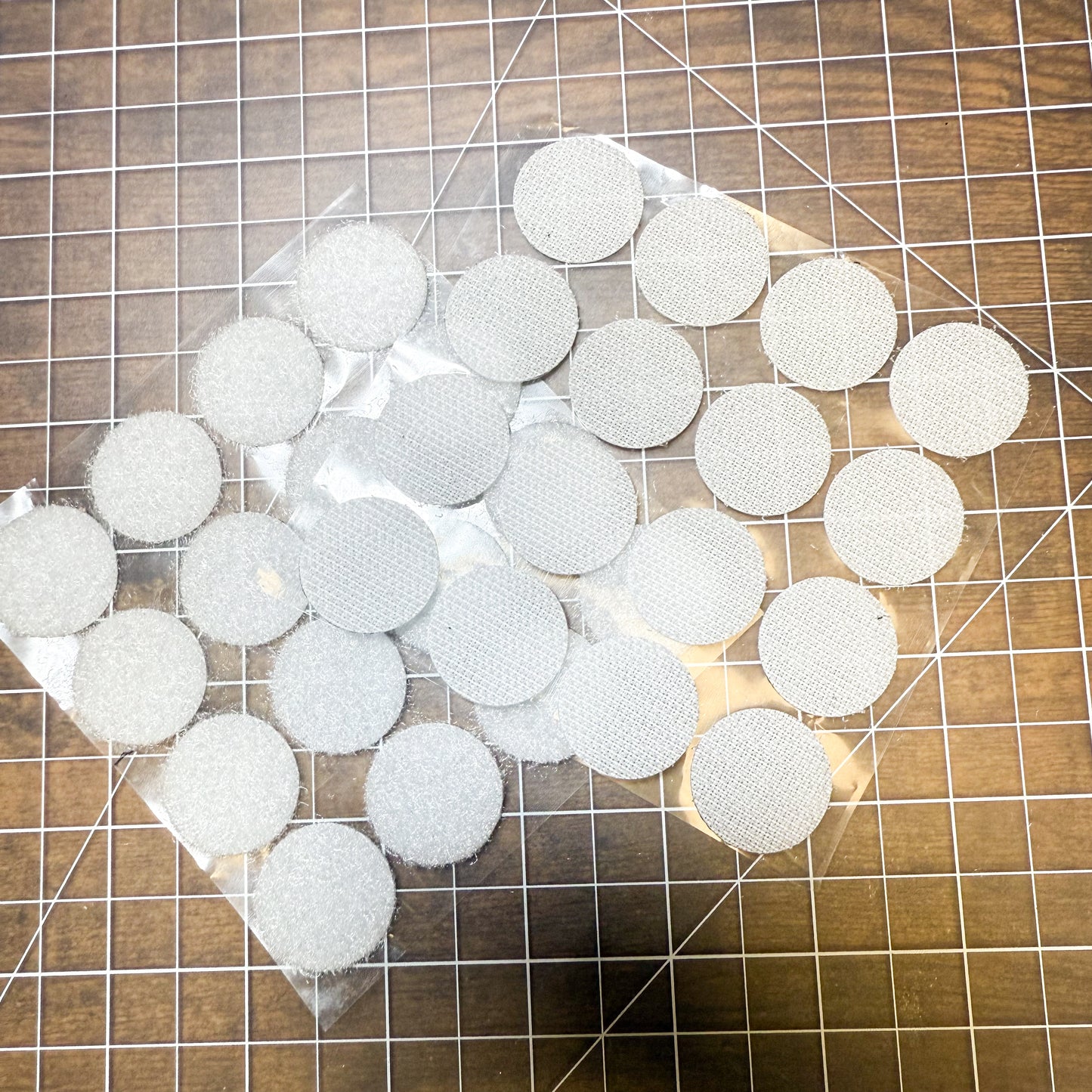 Vlcro Dots for Badge Reels (12 pcs)