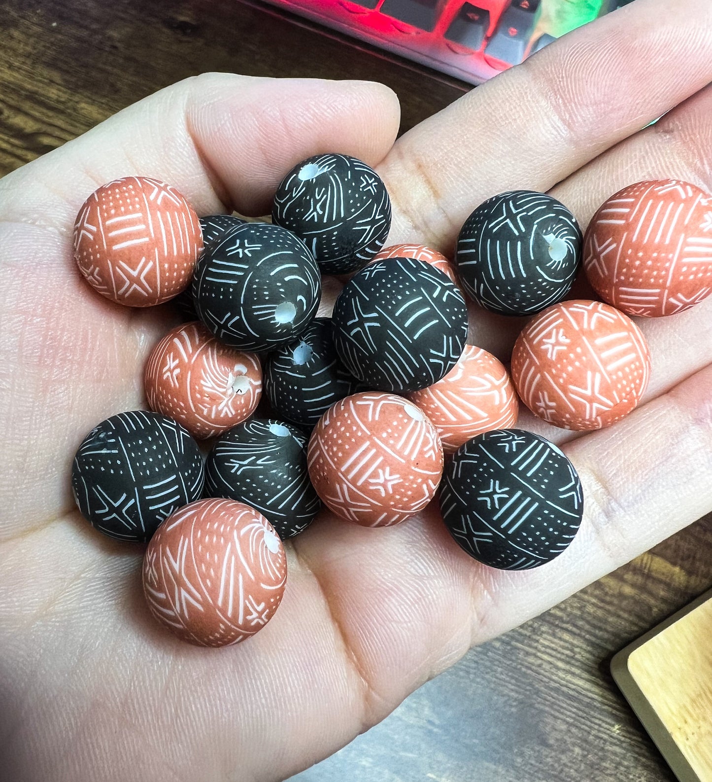 15mm Mud cloth Print Silicone Beads (pack of 10)