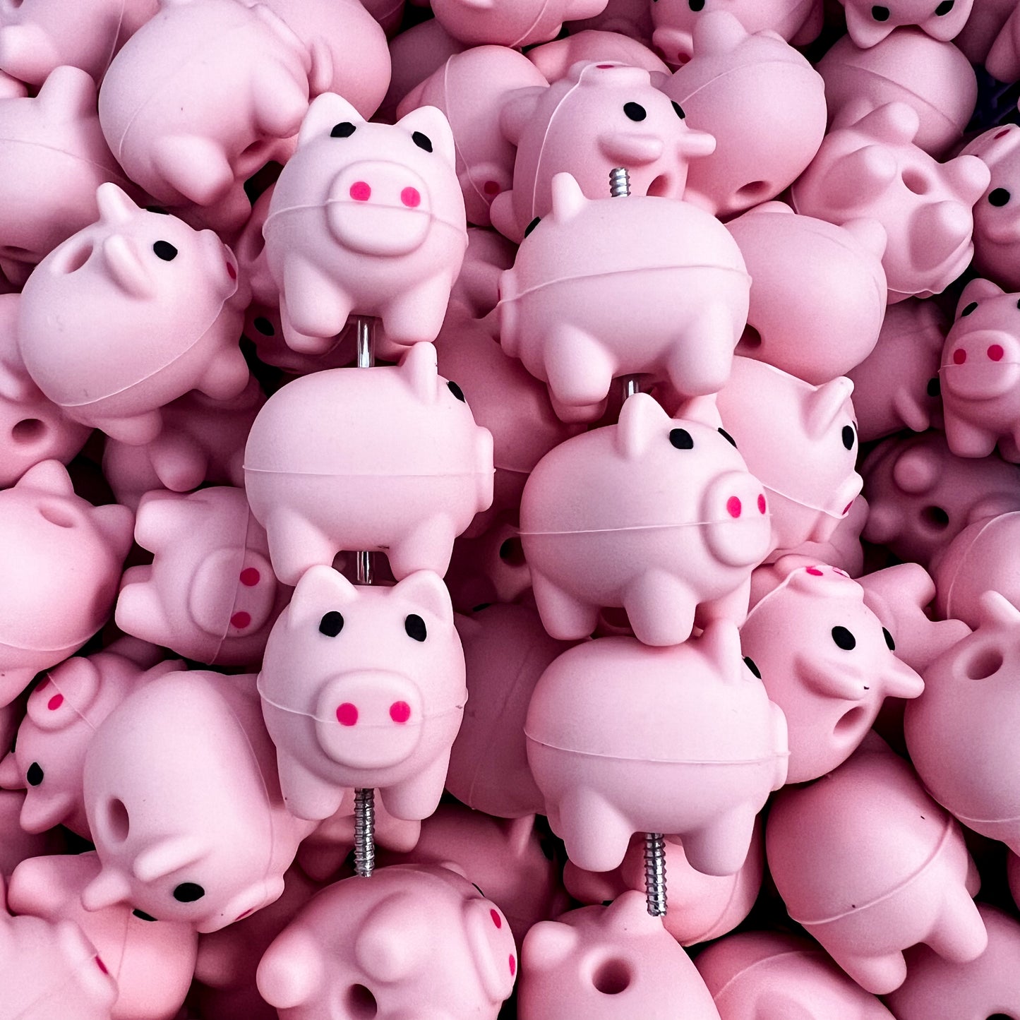 3D Pig Silicone Focal Bead (2 pcs)