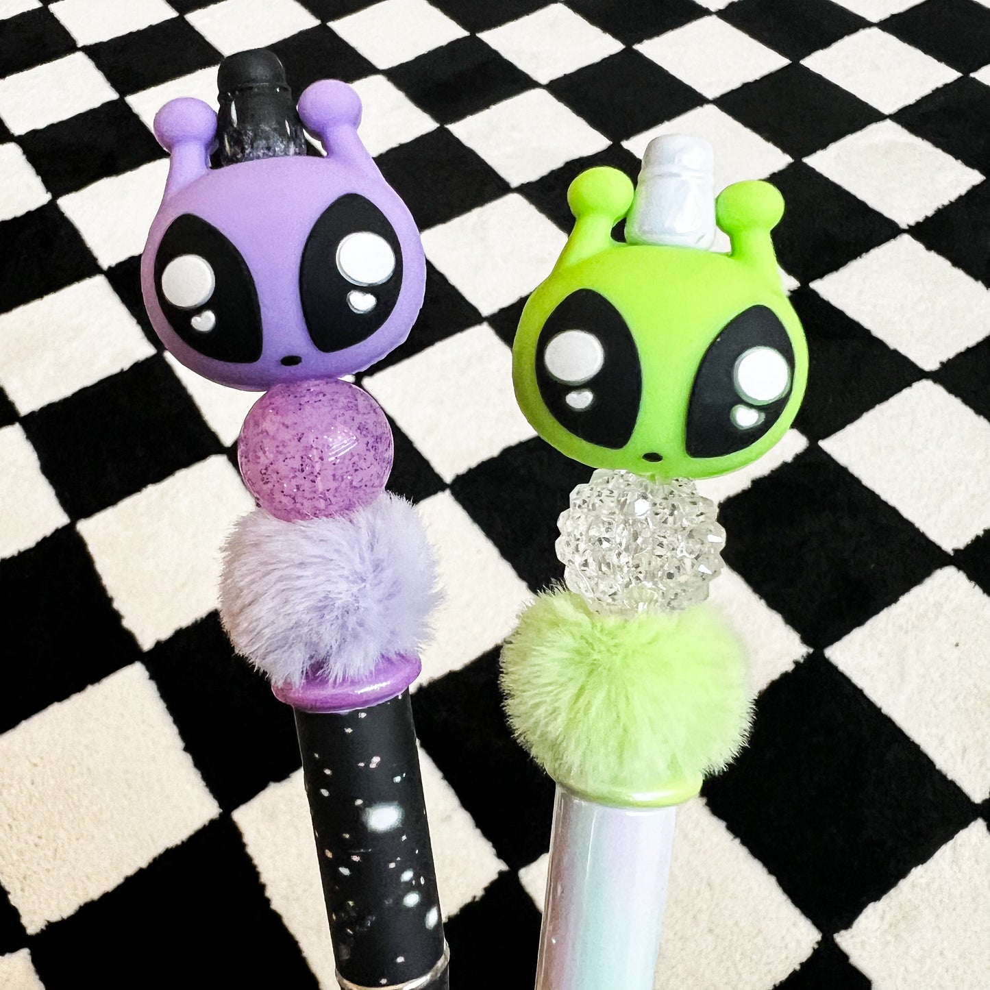 3D Alien Silicone Focal Bead (2 pcs)