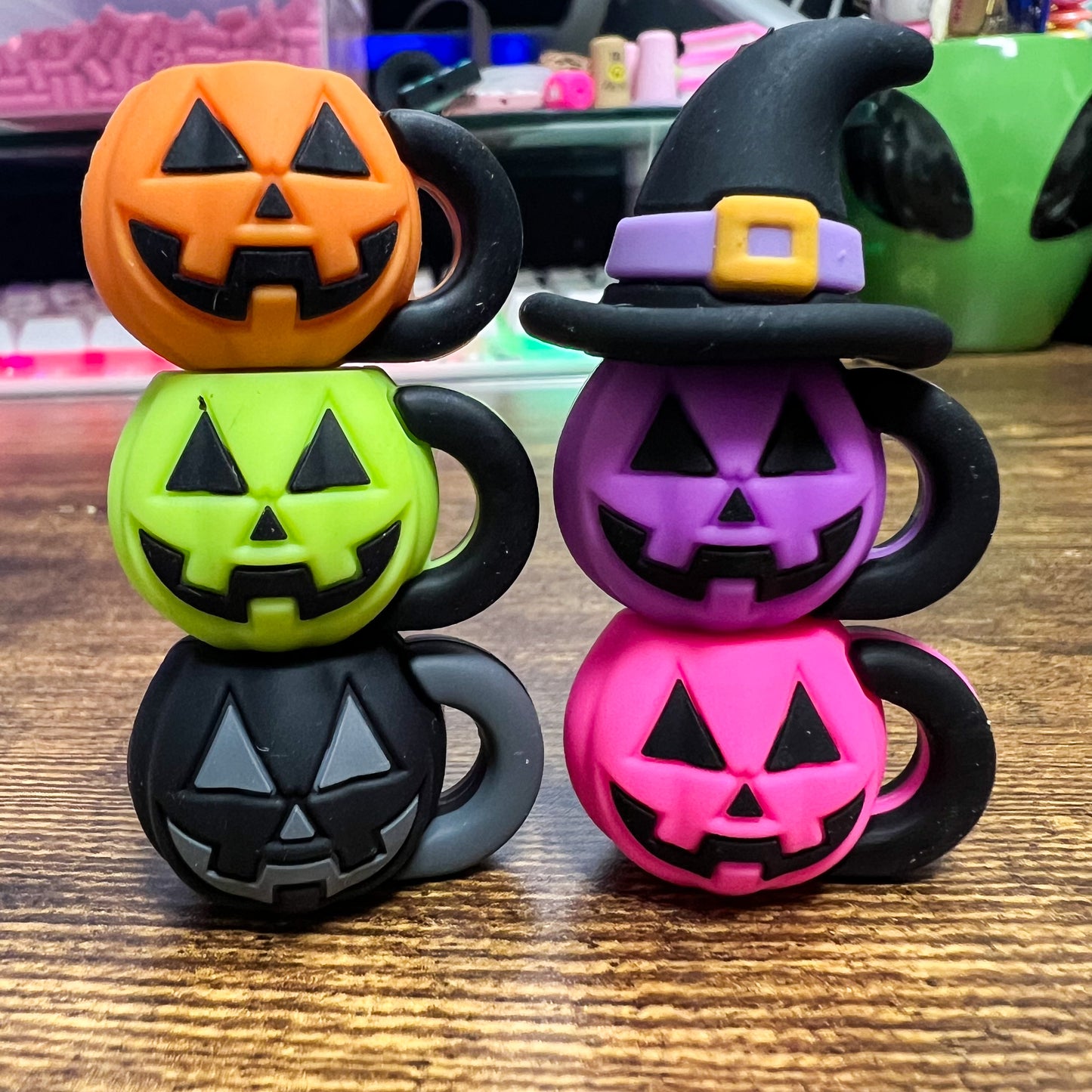 Halloween Pumpkin Jack-o-Lantern Mug Silicone Focal Bead (pack of 2)